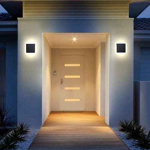 Outdoor Wall Lamp