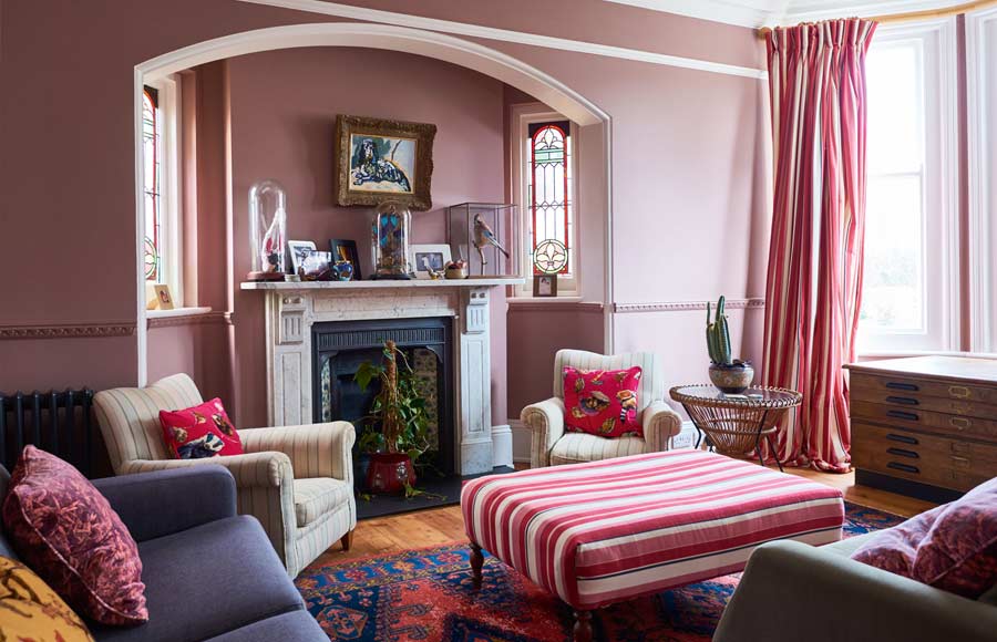 Cushioned-Footstools-&-Ottomans-for-interior