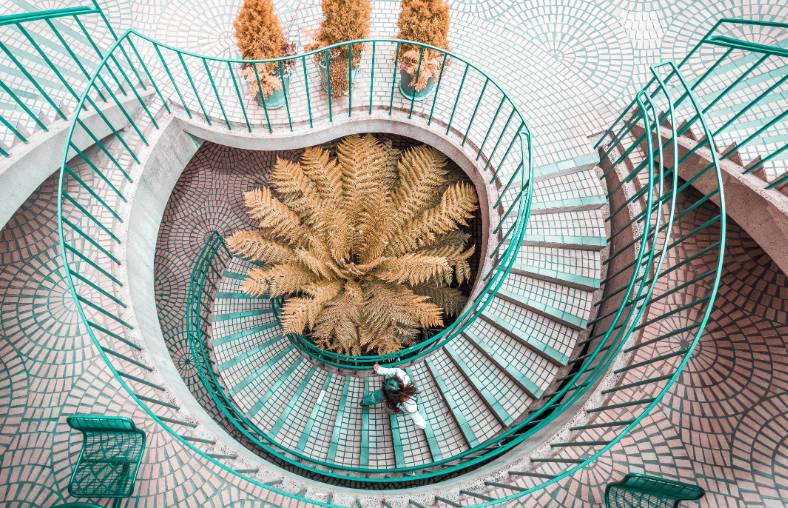 What Is A Spiral Staircase Types And How To Choose