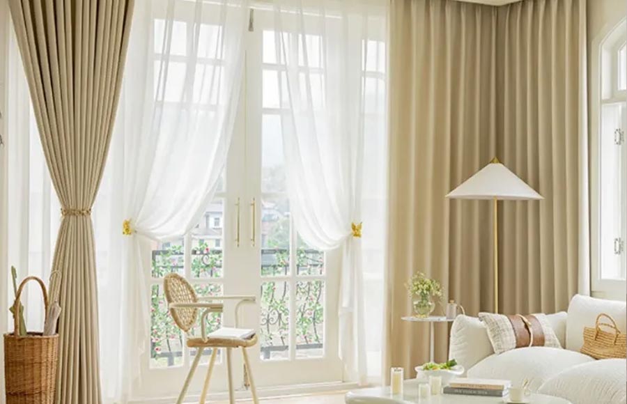 yellow-curtain-in-the-living-room-ideas