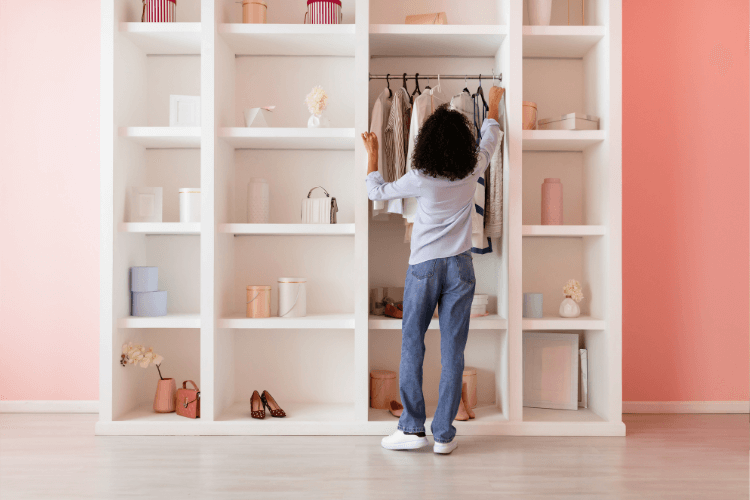 Closet Without Doors Are They A Good Choice 